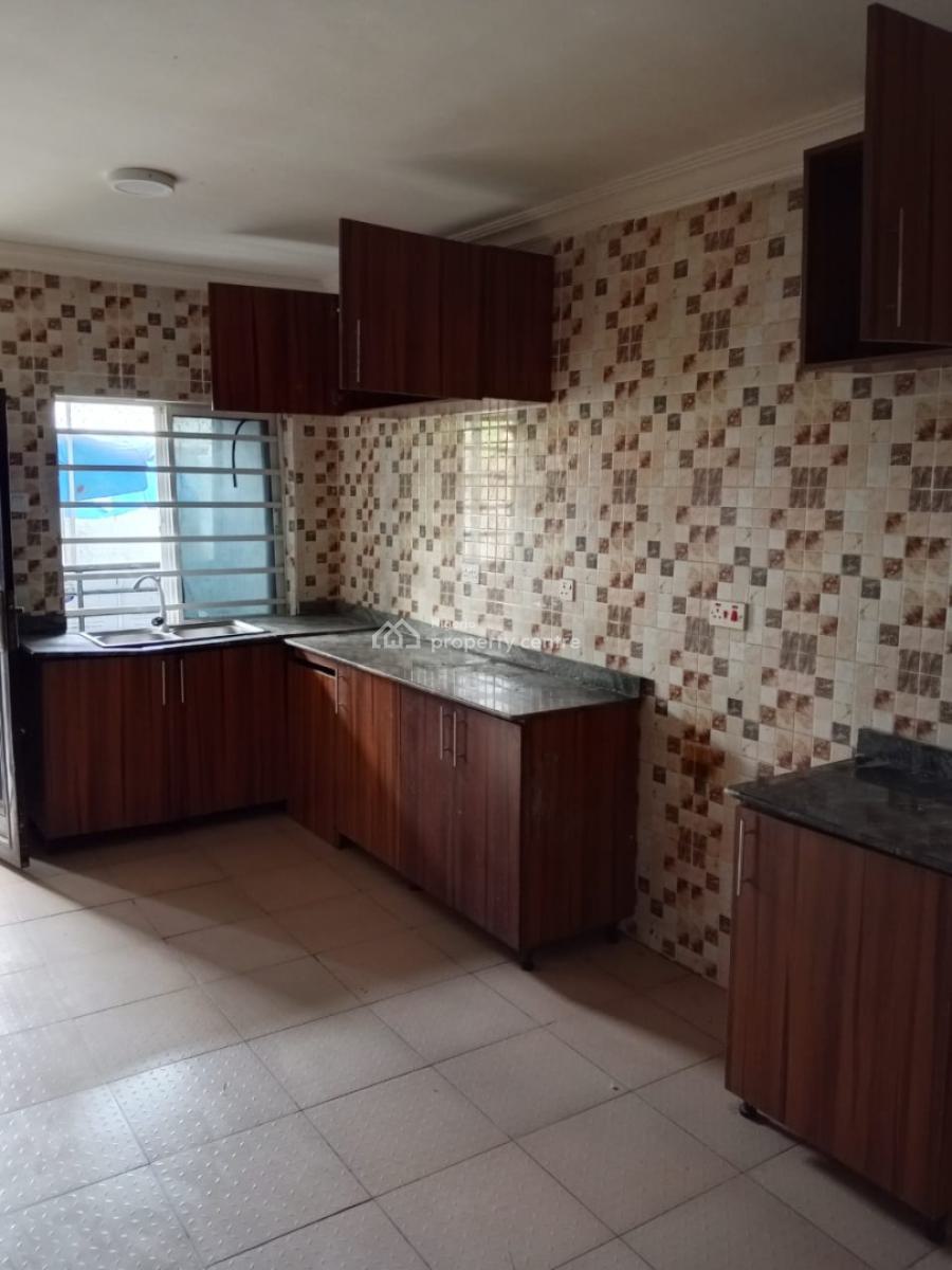 a Luxury 3 Bedrooms Flat, Goodness Estate, Badore, Ajah, Lagos, Flat / Apartment for Rent