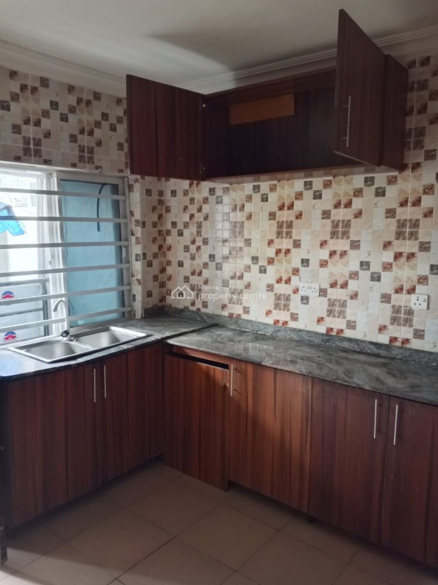 a Luxury 3 Bedrooms Flat, Goodness Estate, Badore, Ajah, Lagos, Flat / Apartment for Rent