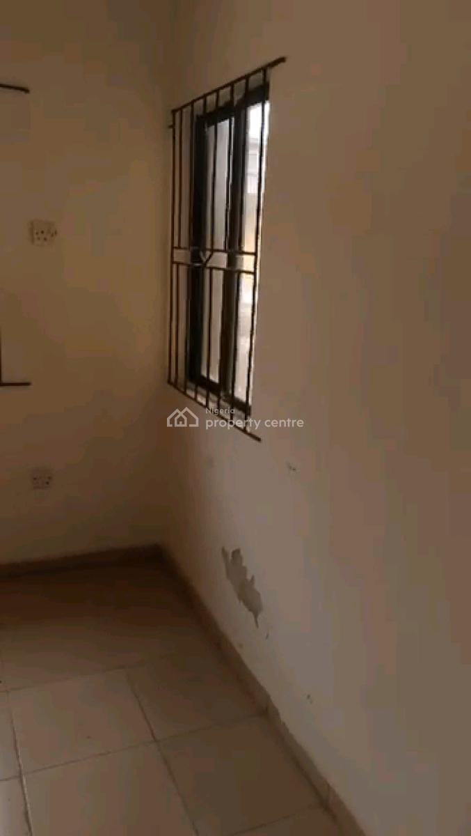 Decent 3 Bedroom Flat, Ezobi Area, Alapere, Ketu, Lagos, Flat / Apartment for Rent
