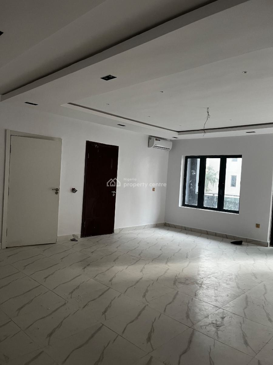 Newly Built 3 Bedroom Apartment, Surulere, Surulere, Lagos, Block of Flats for Sale