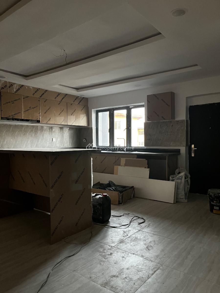 Newly Built 3 Bedroom Apartment, Surulere, Surulere, Lagos, Block of Flats for Sale