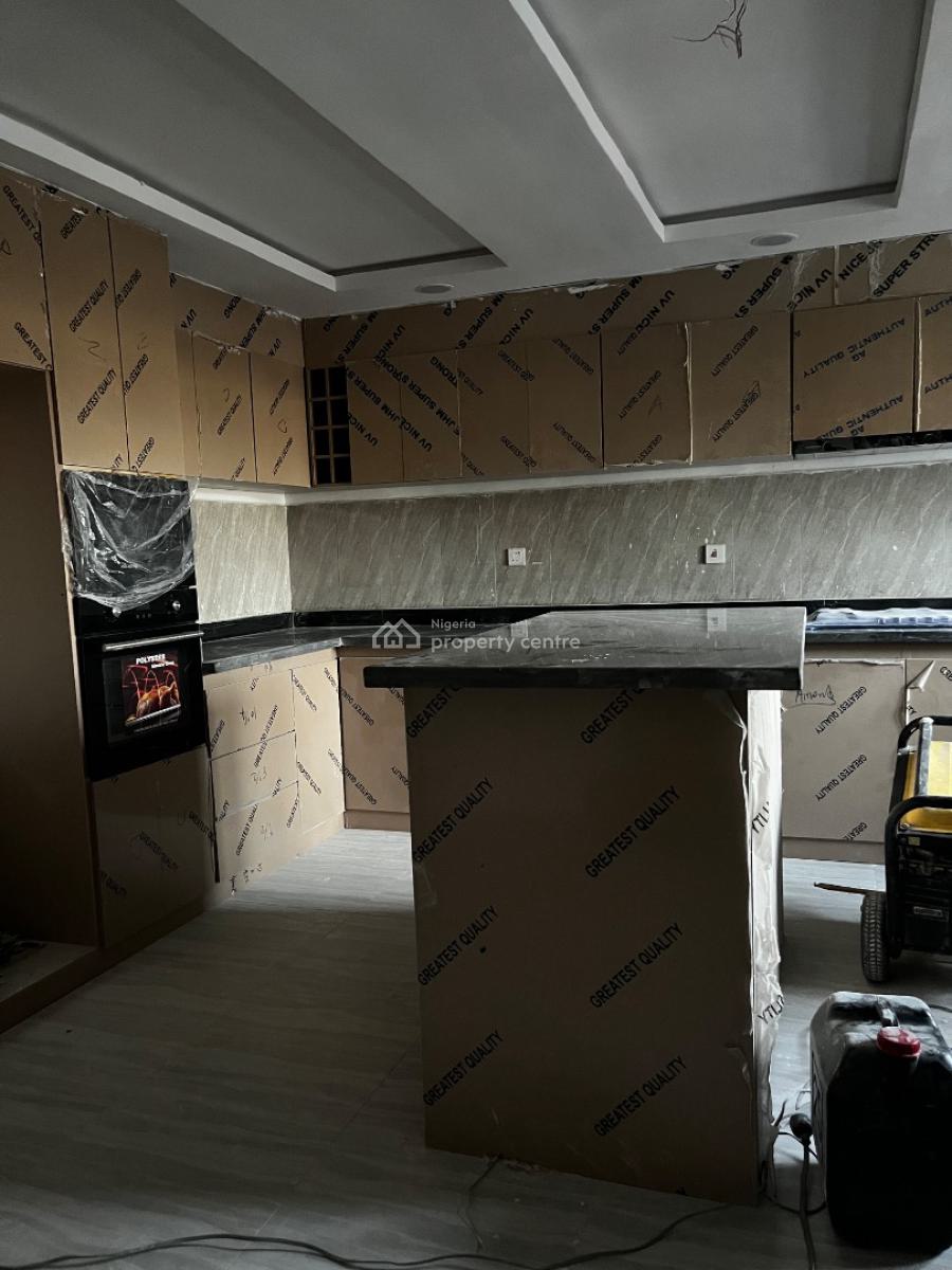 Newly Built 3 Bedroom Apartment, Surulere, Surulere, Lagos, Block of Flats for Sale