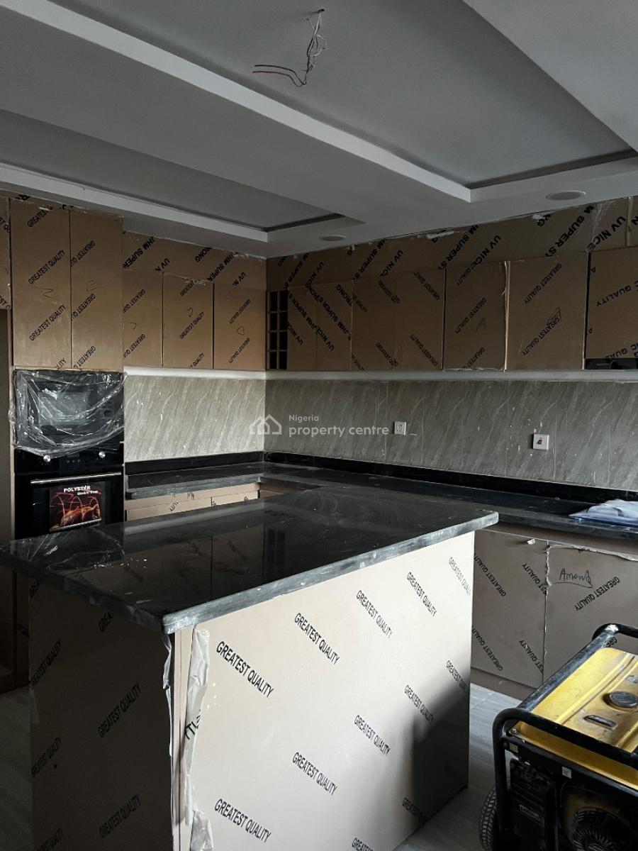 Newly Built 3 Bedroom Apartment, Surulere, Surulere, Lagos, Block of Flats for Sale