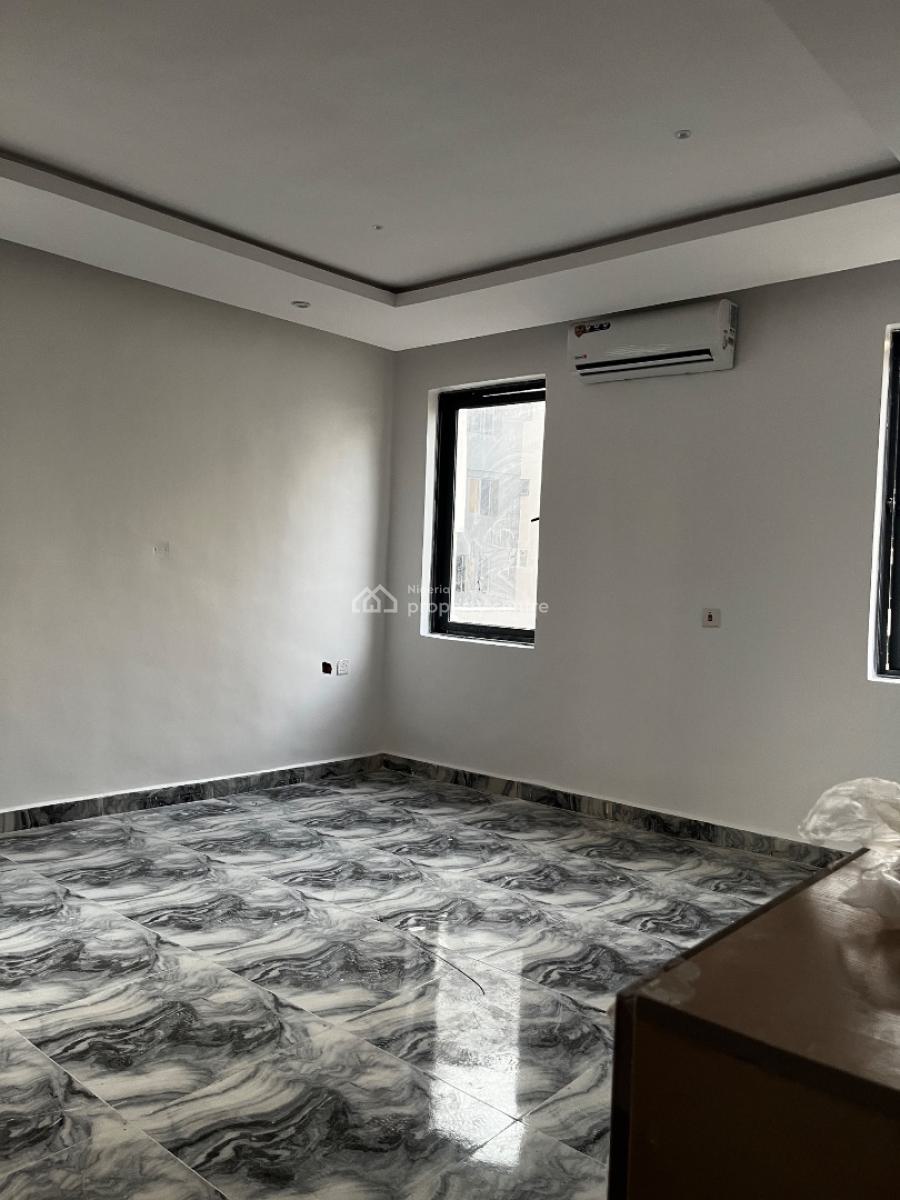 Newly Built 3 Bedroom Apartment, Surulere, Surulere, Lagos, Block of Flats for Sale
