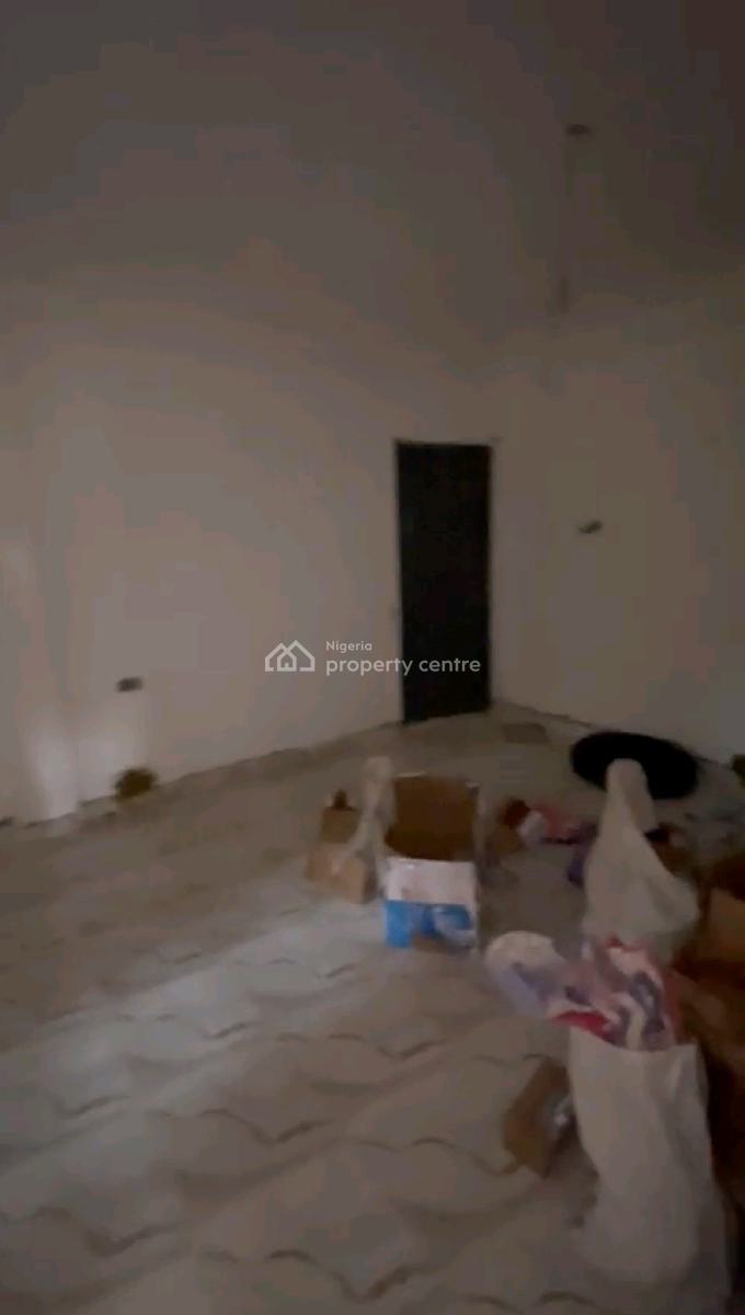 a Newly Built and Massive 2bedroom Apartment,, Apata Street, Shomolu, Lagos, Flat / Apartment for Rent