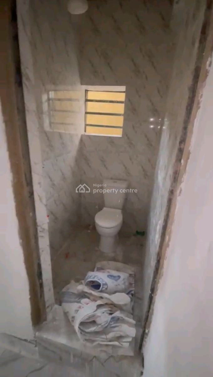 a Newly Built and Massive 2bedroom Apartment,, Apata Street, Shomolu, Lagos, Flat / Apartment for Rent