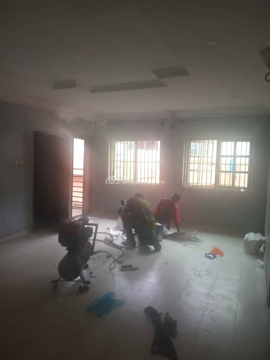 *3 Bedrooms Apartment:*  * *all Rooms,  Ensuite.*  * *annualent: #5, Gra Phase 1, Magodo, Lagos, Flat / Apartment for Rent