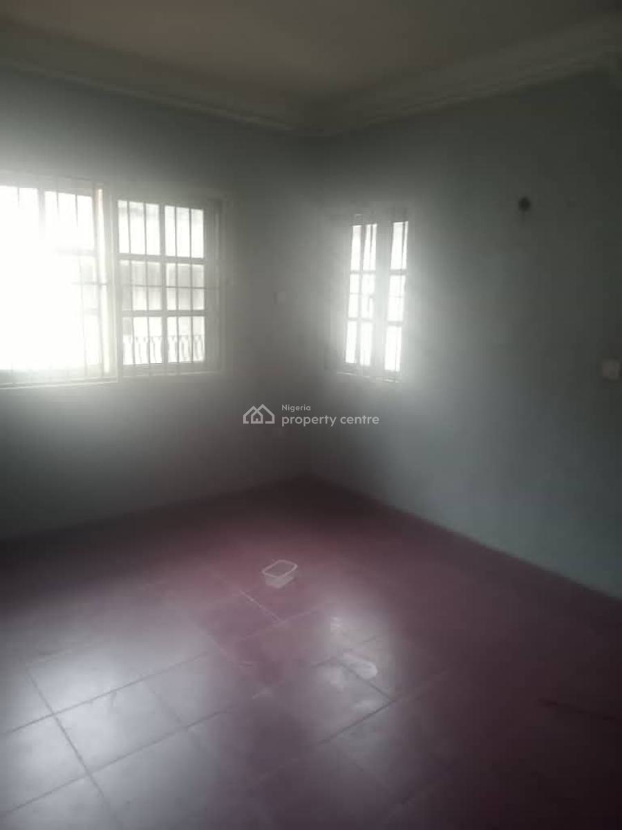 *3 Bedrooms Apartment:*  * *all Rooms,  Ensuite.*  * *annualent: #5, Gra Phase 1, Magodo, Lagos, Flat / Apartment for Rent