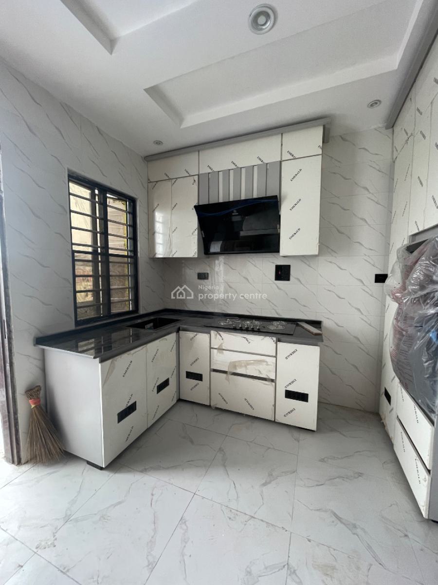 Lovely 2 Bedroom Apartment, Igbo Efon, Lekki, Lagos, Flat / Apartment for Sale