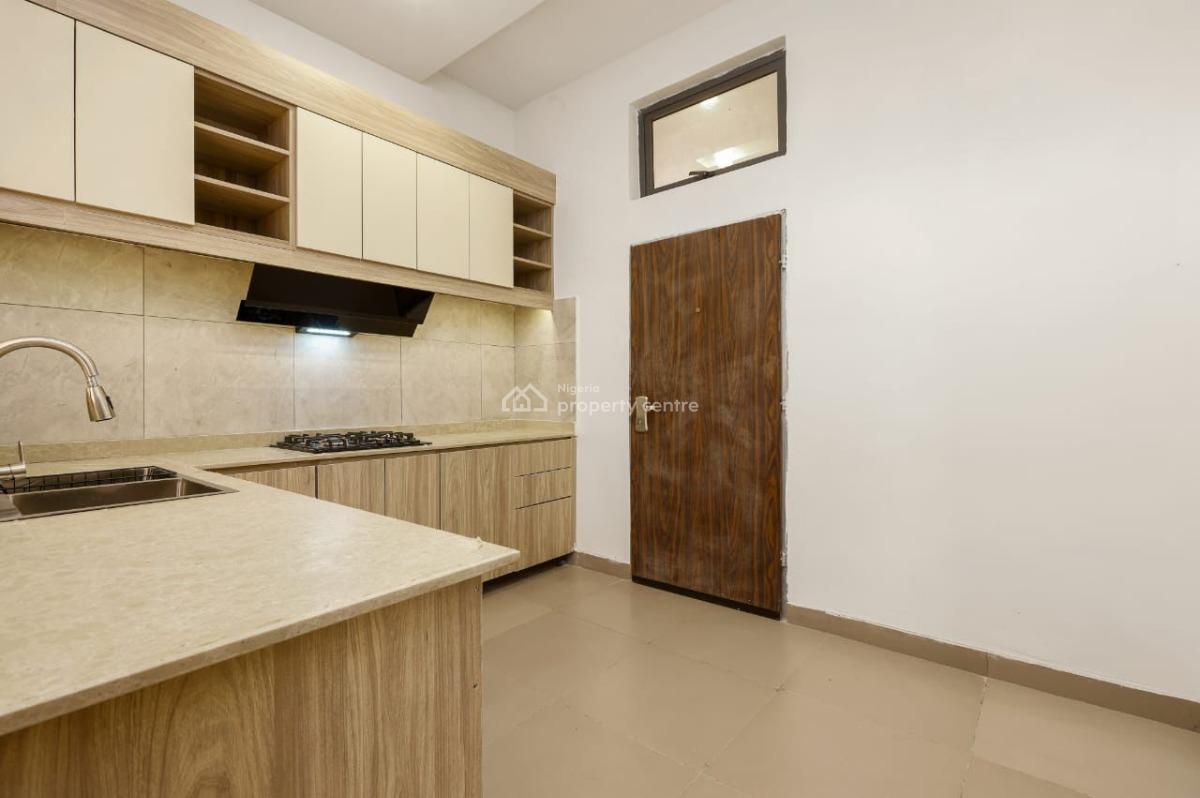 Luxury 3 Bedroom Apartment with Bq, Mpape Junction, Maitama 2, Maitama District, Abuja, Flat / Apartment for Sale