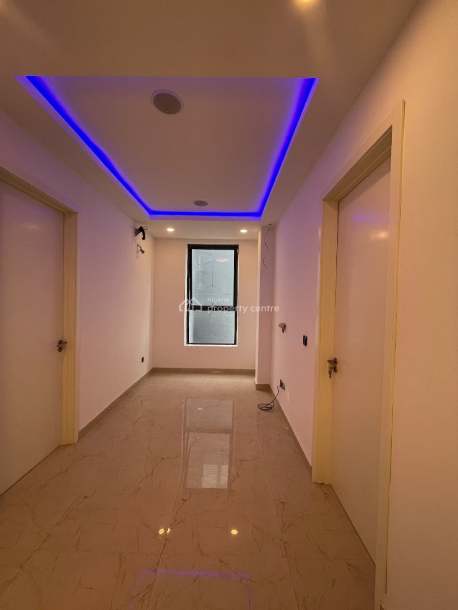 Beautiful 4 Bedroom Penthouse with Pool, Lekki Phase 1, Lekki, Lagos, House for Sale
