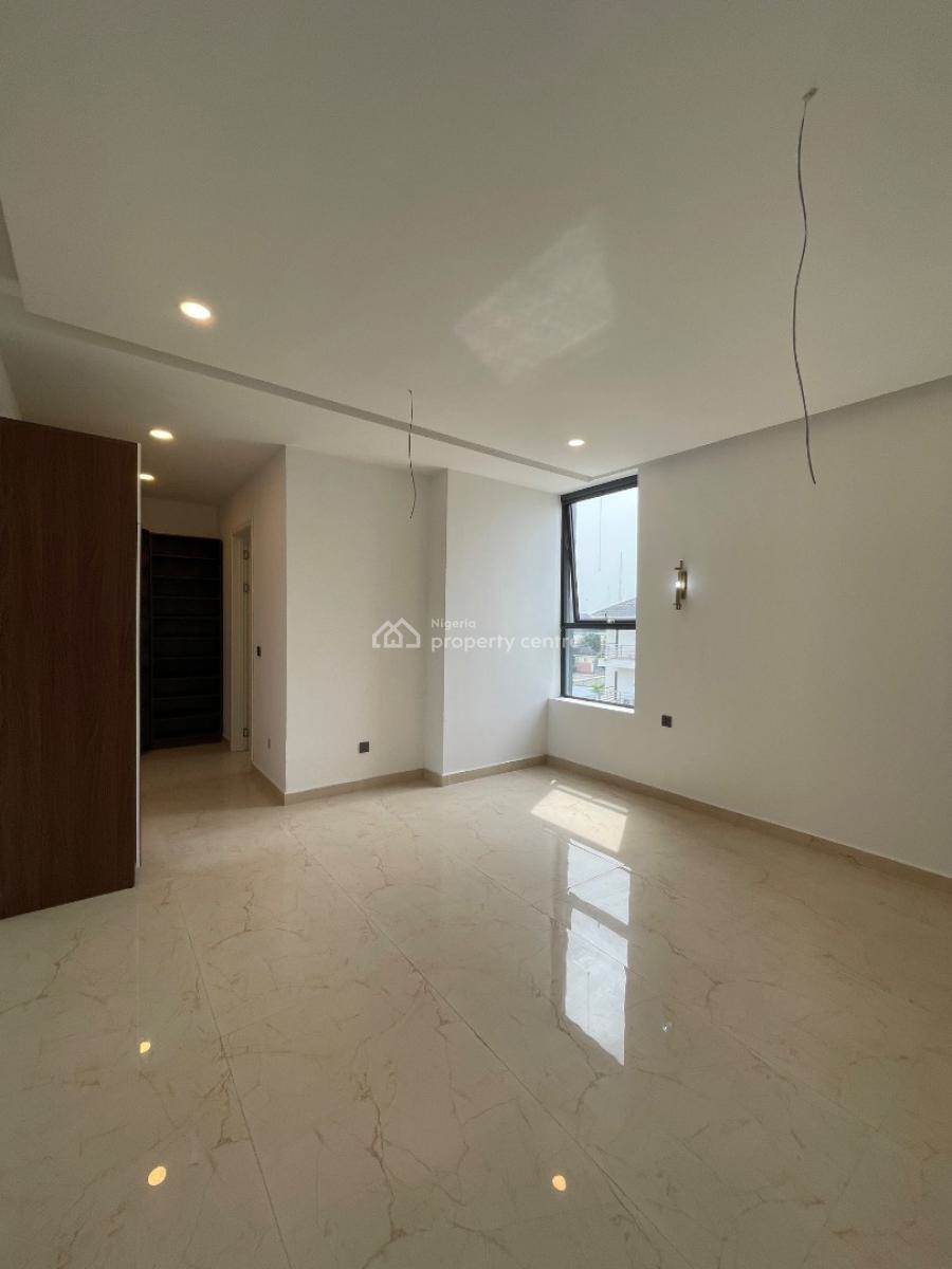 Beautiful 4 Bedroom Penthouse with Pool, Lekki Phase 1, Lekki, Lagos, House for Sale