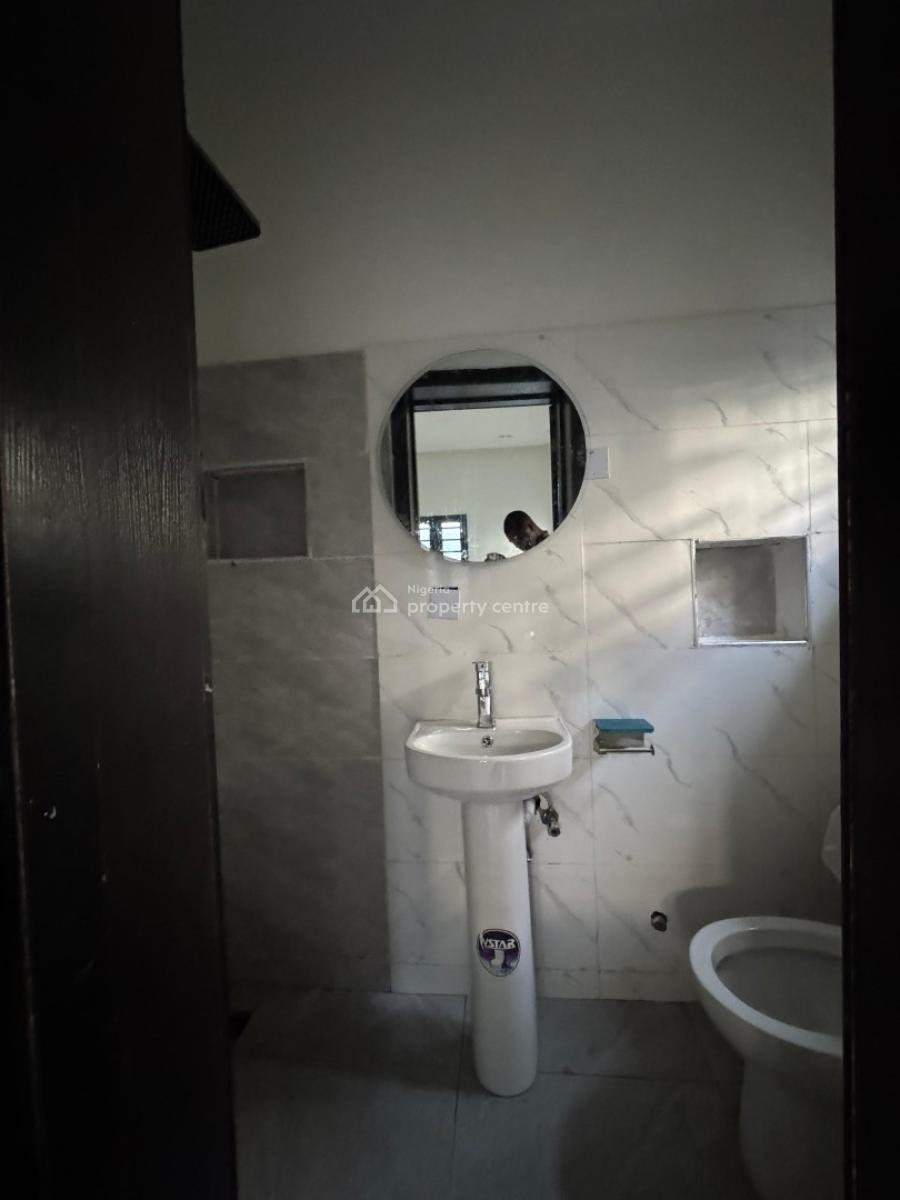 Newly Built 2  Bedroom Apartment, Agungi, Lekki, Lagos, Flat / Apartment for Rent