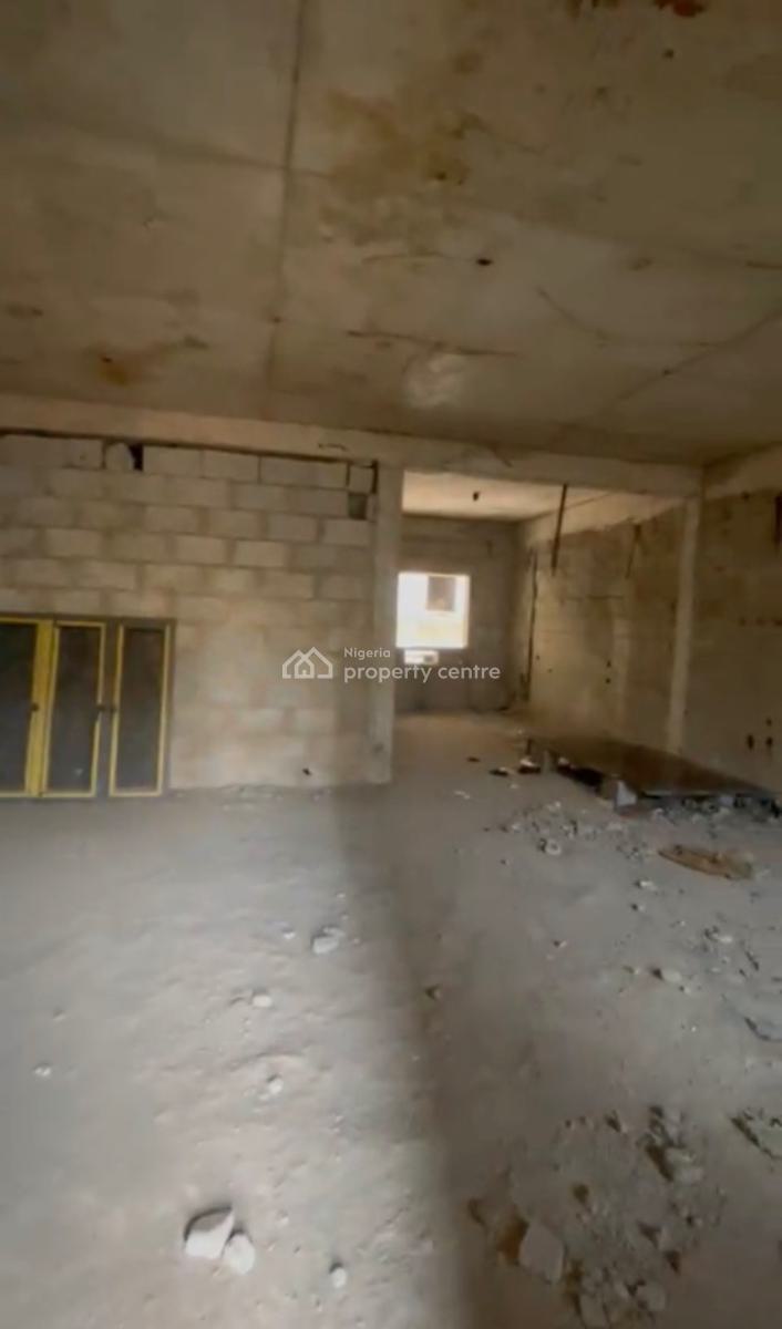 Massive 2bedroom En-suite Advance Carcass + Tarred Road, Admiralty Estate, Asokoro District, Abuja, Block of Flats for Sale