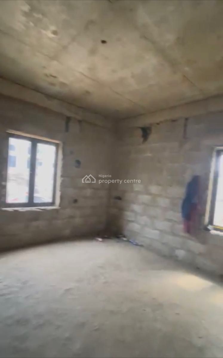 Massive 2bedroom En-suite Advance Carcass + Tarred Road, Admiralty Estate, Asokoro District, Abuja, Block of Flats for Sale