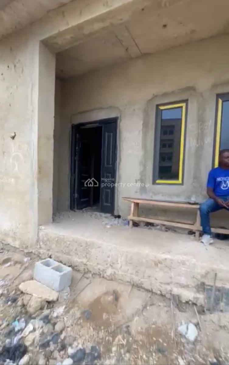 Massive 2bedroom En-suite Advance Carcass + Tarred Road, Admiralty Estate, Asokoro District, Abuja, Block of Flats for Sale