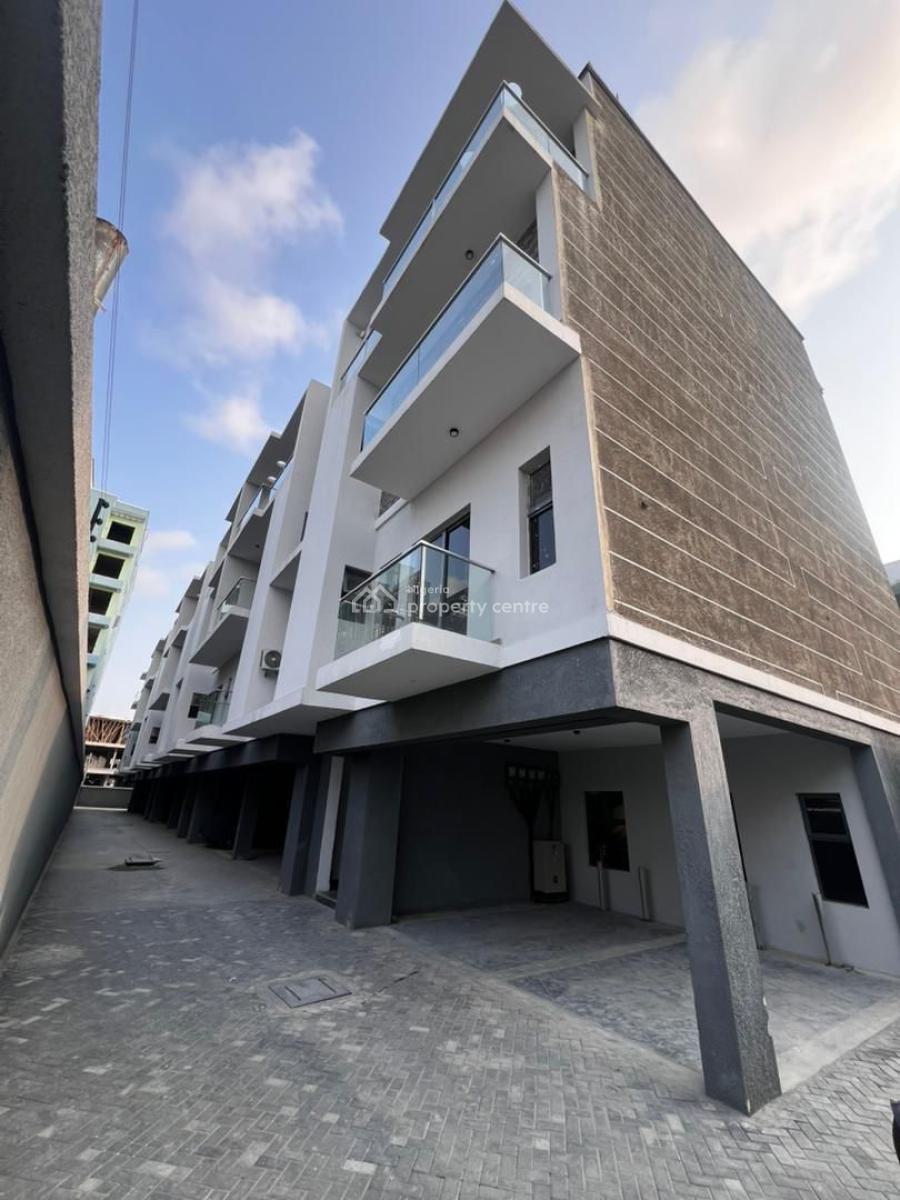 Luxurious 4bedroom Penthouse, Lekki Phase 1, Lekki, Lagos, Flat / Apartment for Sale