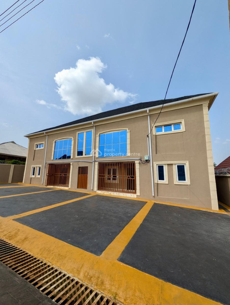 Newly Built Twin 5 Bedroom Duplex, Location: Oluyole , Ibadan, Ibadan, Oyo, Detached Duplex for Sale