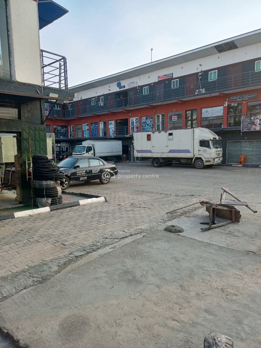 Spacious Shop with Private Toilet Along Ado Road(upstairs), Ado Road, Ado, Ajah, Lagos, Shop for Rent