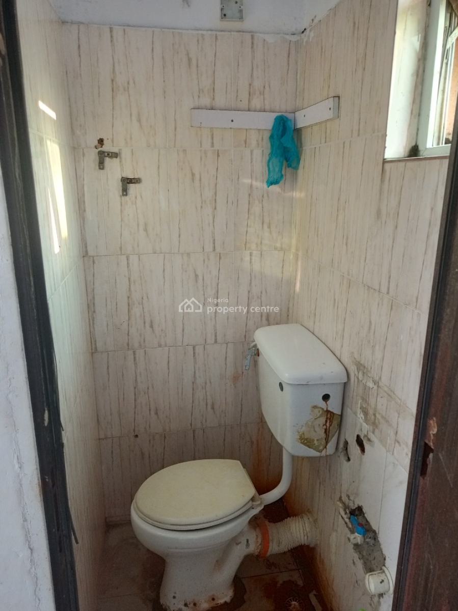 Spacious Shop with Private Toilet Along Ado Road(upstairs), Ado Road, Ado, Ajah, Lagos, Shop for Rent
