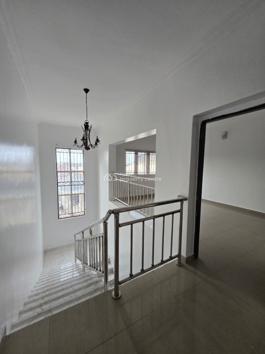 a Beautifully Built 4-bedroom Duplex with a 1-room Bq, Located in Kolapo Ishola Gra, Ibadan., Ibadan, Oyo, Detached Duplex for Sale