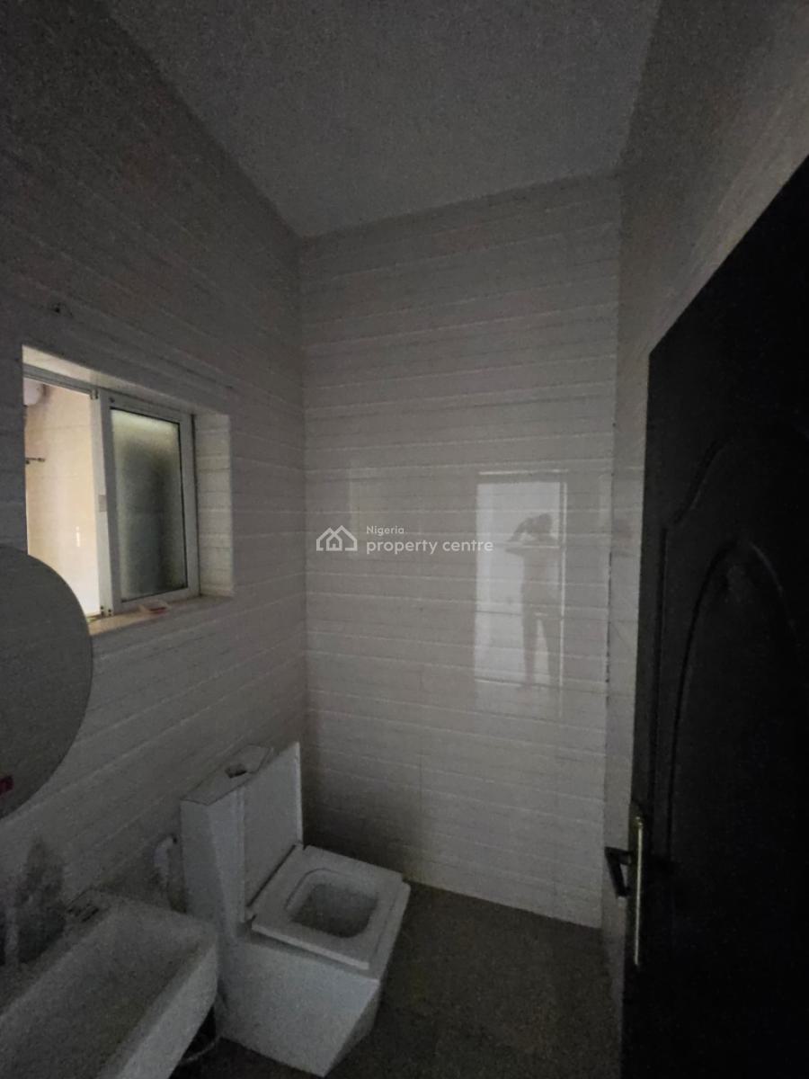 a Beautifully Built 4-bedroom Duplex with a 1-room Bq, Located in Kolapo Ishola Gra, Ibadan., Ibadan, Oyo, Detached Duplex for Sale