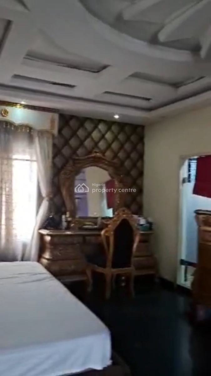 Fully Furnished  6bedroom Detached House + Swimmingpool,, Surulere, Surulere, Lagos, Detached Duplex for Sale
