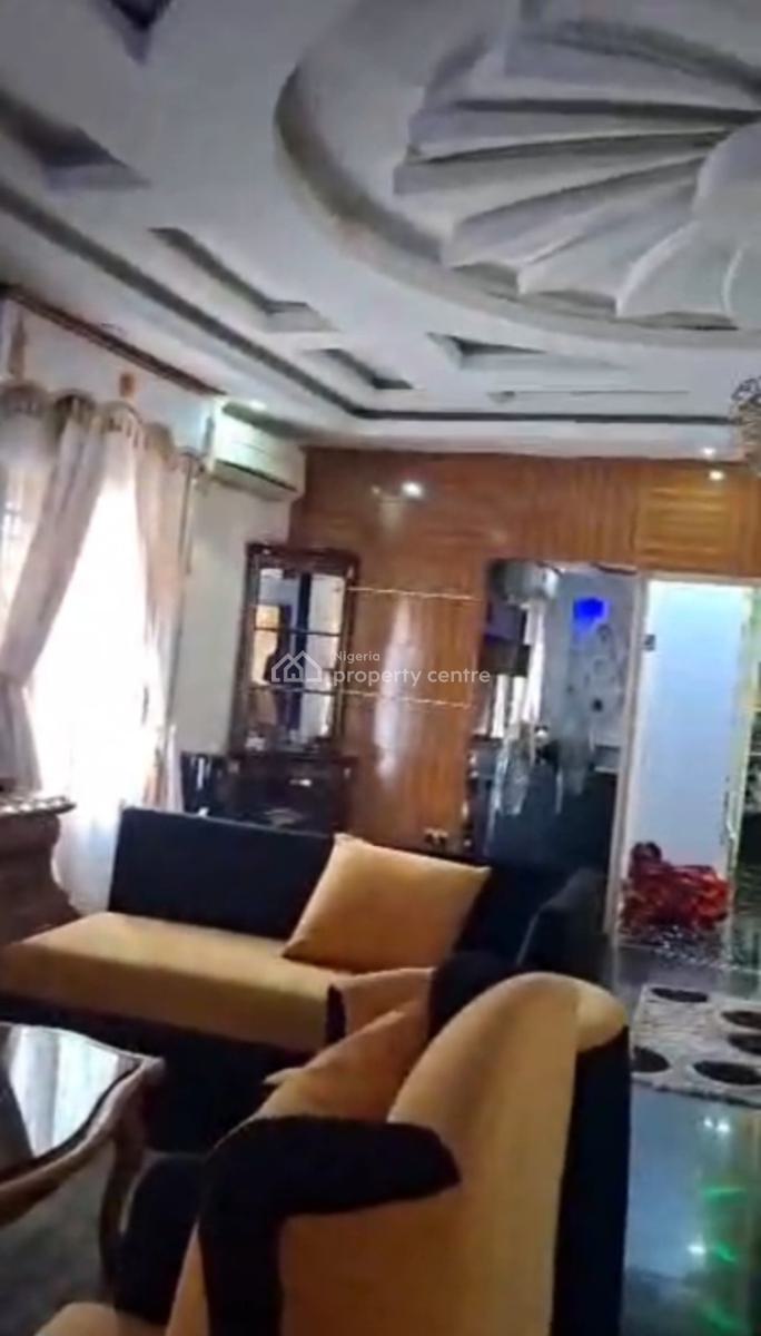 Fully Furnished  6bedroom Detached House + Swimmingpool,, Surulere, Surulere, Lagos, Detached Duplex for Sale