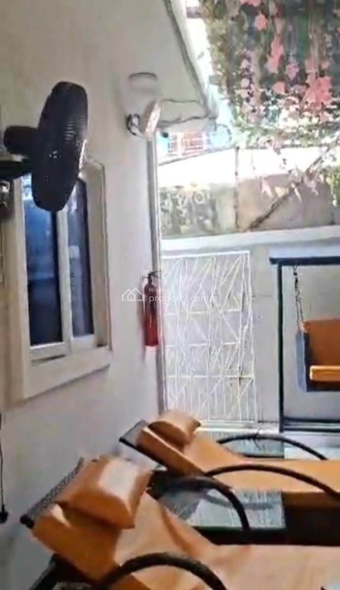 Fully Furnished  6bedroom Detached House + Swimmingpool,, Surulere, Surulere, Lagos, Detached Duplex for Sale