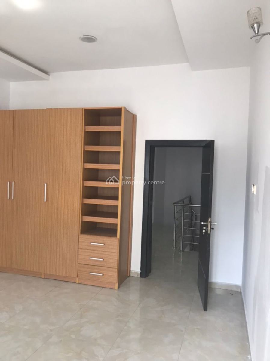 Luxury 4 Bedroom Duplex with Excellent Facilities, Osapa, Lekki, Lagos, Semi-detached Duplex for Rent