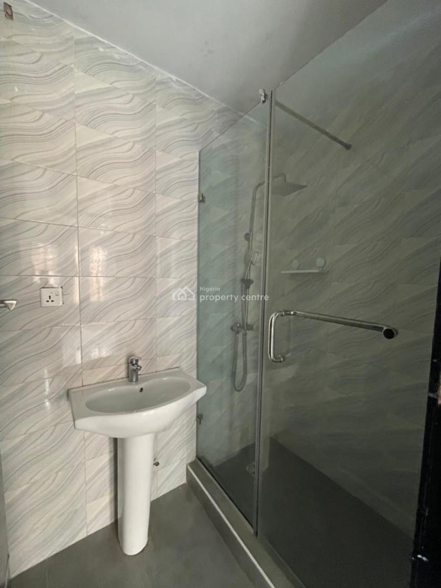 Elegantly Designed 2 Bedroom Apartment, Igbo Efon, Lekki, Lagos, Flat / Apartment for Sale