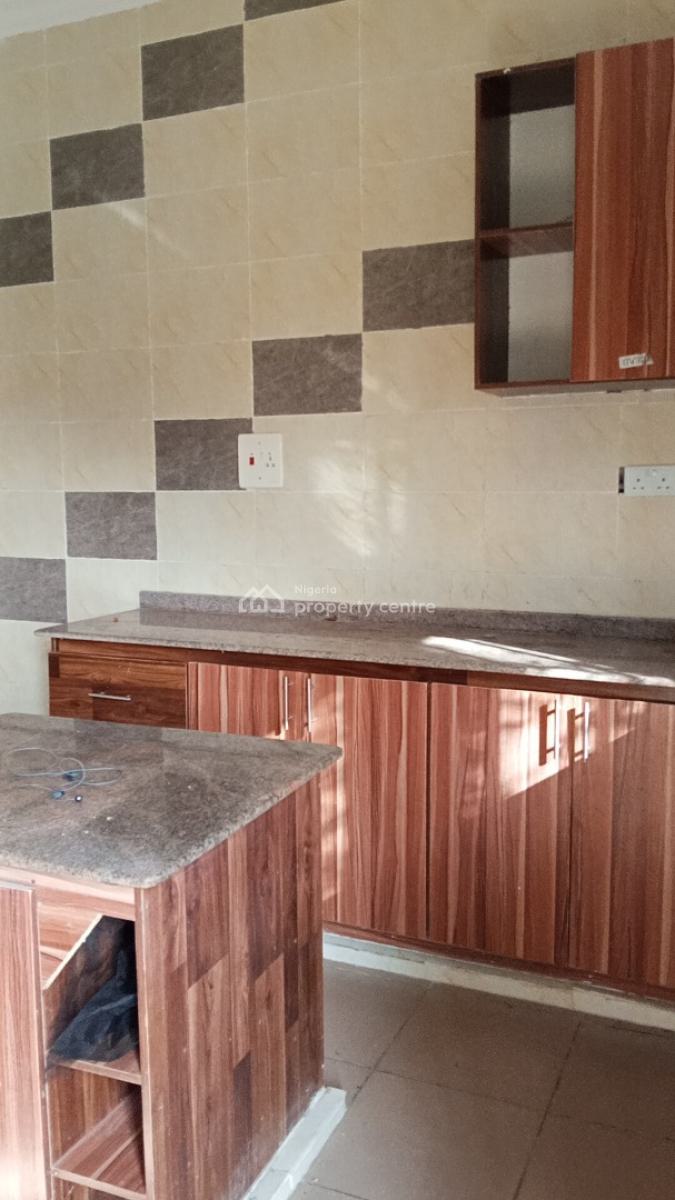 Just Out Spacious 3 Bedroom on The Ground Floor with Store, Deeper Life, Ogombo, Ajah, Lagos, Flat / Apartment for Rent