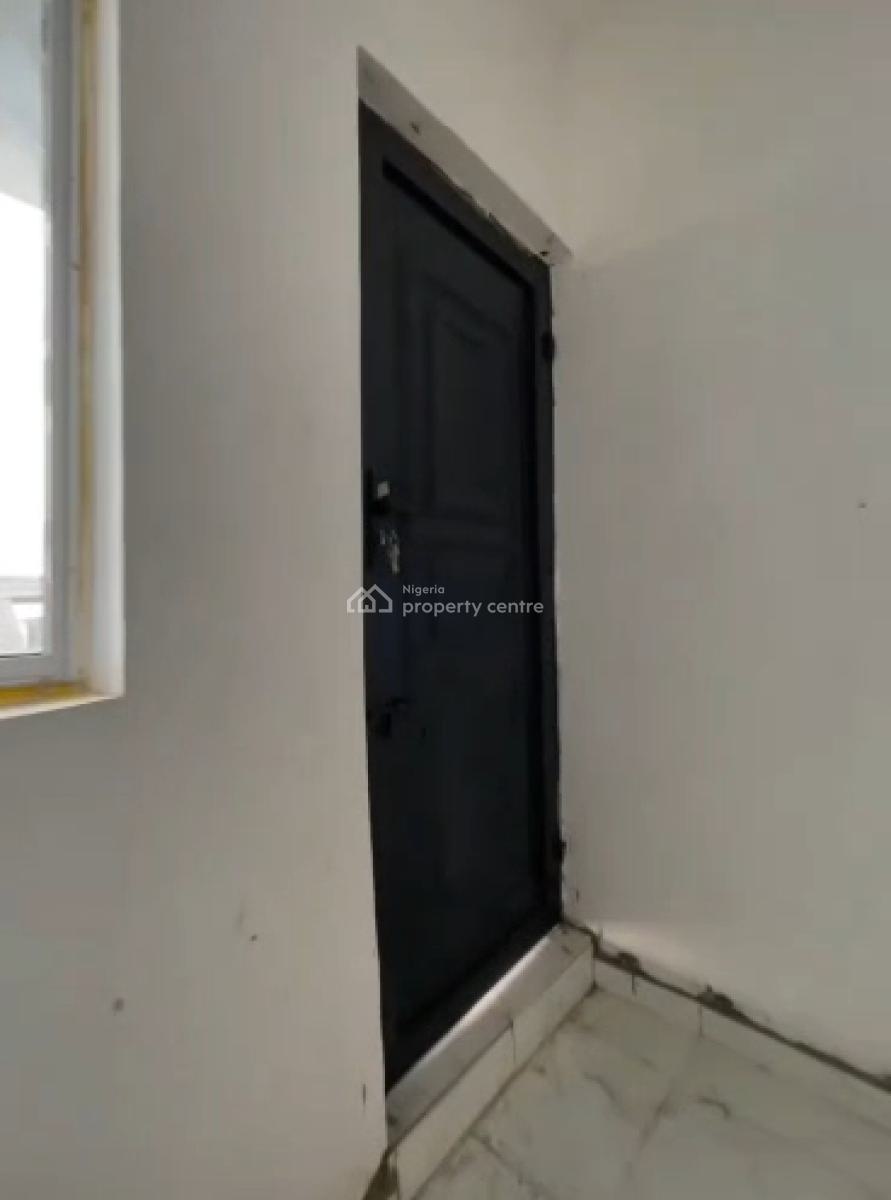 Newly Built 2 Bedroom Flat, Off Market Street, Shomolu, Lagos, Flat / Apartment for Rent