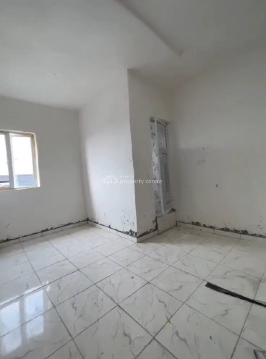 Newly Built 2 Bedroom Flat, Off Market Street, Shomolu, Lagos, Flat / Apartment for Rent