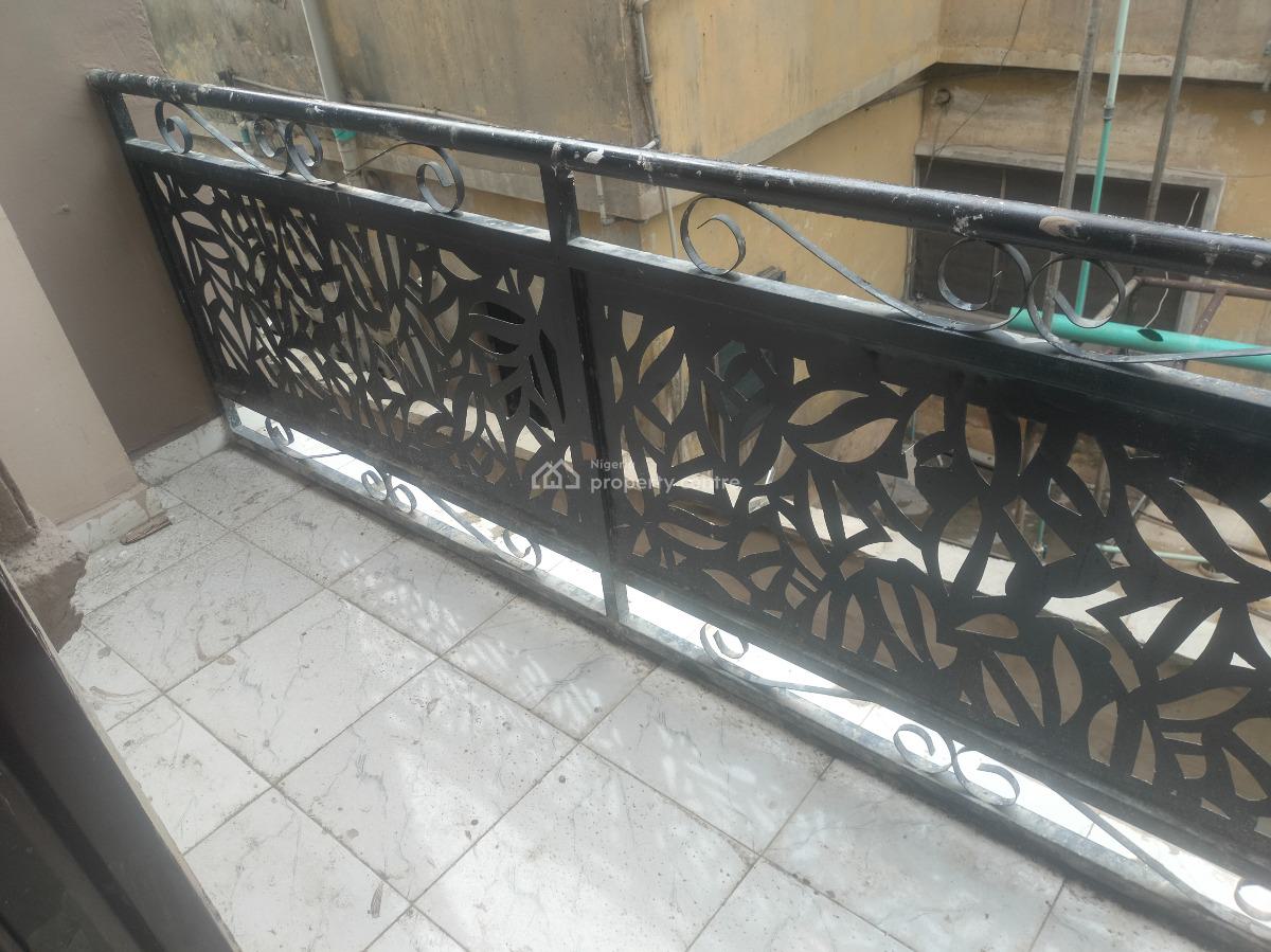 Lovely 2bed in a Serene Location Close to The Bustop, Ketu , Its Accesible to 3 Major Bustops and Trekkable, Alapere, Ketu, Lagos, Flat / Apartment for Rent