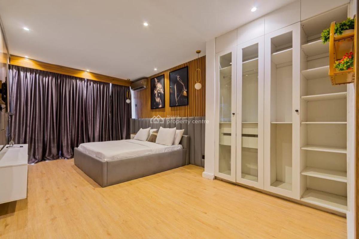 Luxury 3-bedroom Waterfront Penthouse, Lekki Phase 1, Lekki, Lagos, Flat / Apartment Short Let