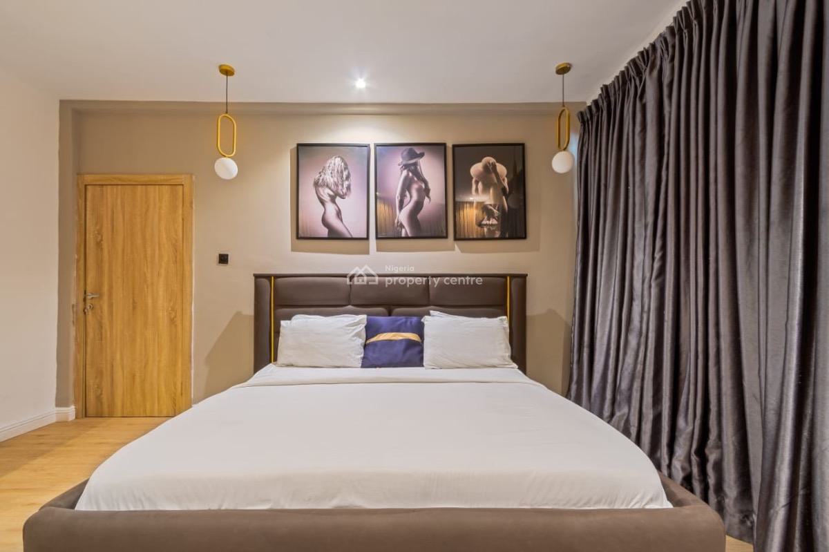 Luxury 3-bedroom Waterfront Penthouse, Lekki Phase 1, Lekki, Lagos, Flat / Apartment Short Let