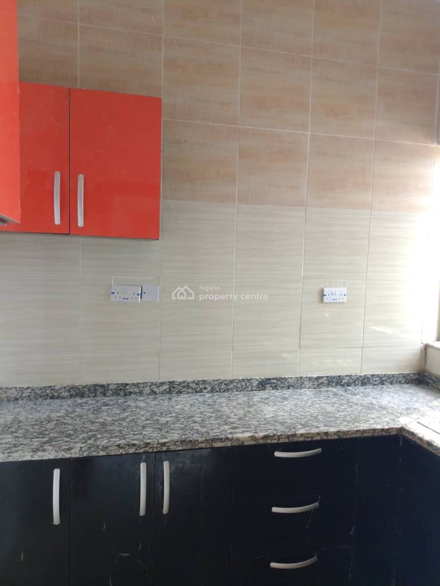 One Bedroom Aparment, Ologolo, Lekki, Lagos, Flat / Apartment for Rent