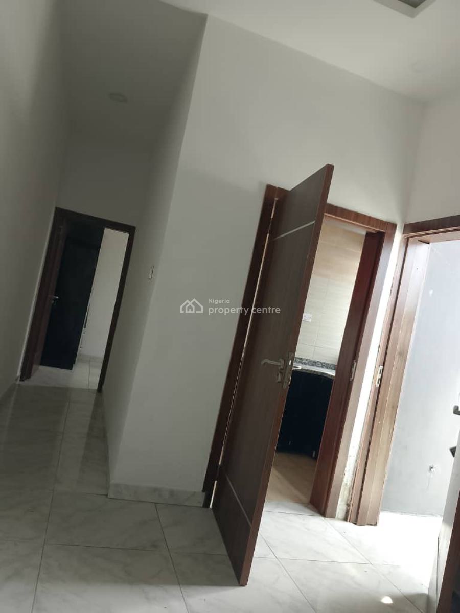 One Bedroom Aparment, Ologolo, Lekki, Lagos, Flat / Apartment for Rent