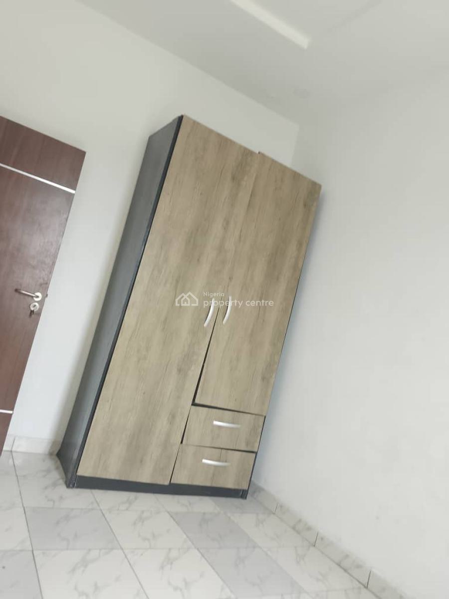 One Bedroom Aparment, Ologolo, Lekki, Lagos, Flat / Apartment for Rent