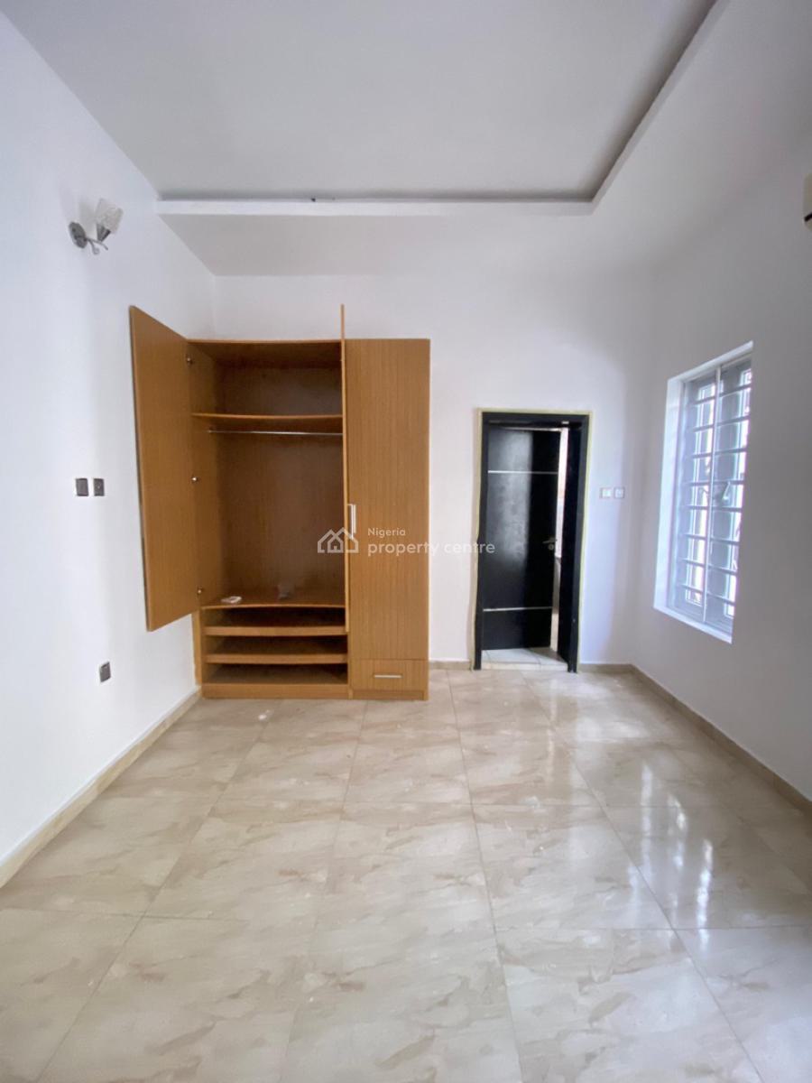 4 Bedroom Semi Detached Duplex with Bq, Osapa, Lekki, Lagos, Semi-detached Duplex for Rent