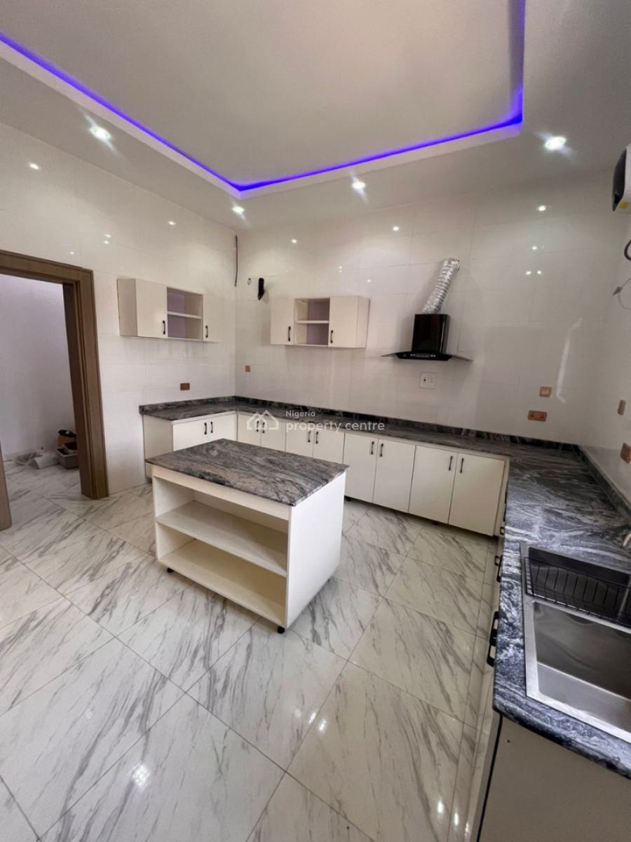 Beautiful Finished 4 Bedroom Detached Duplex with an Attached Bq, Guzape District, Abuja, Detached Duplex for Sale