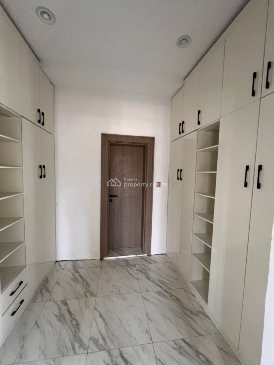 Beautiful Finished 4 Bedroom Detached Duplex with an Attached Bq, Guzape District, Abuja, Detached Duplex for Sale