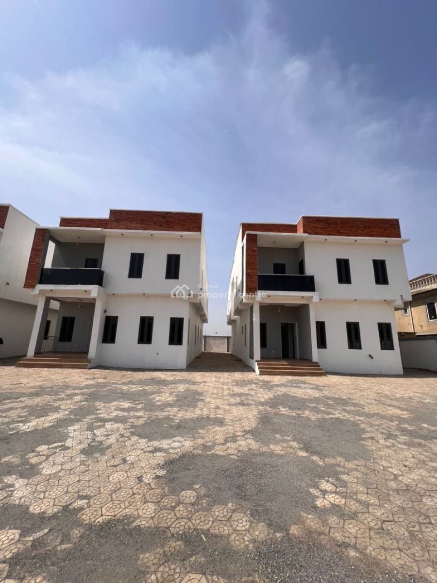 Beautiful Finished 4 Bedroom Detached Duplex with an Attached Bq, Guzape District, Abuja, Detached Duplex for Sale