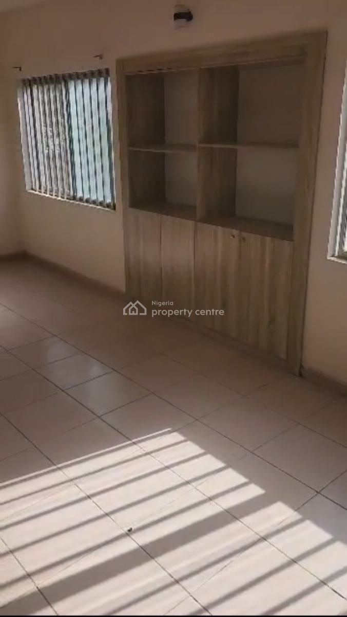 6 Bedroom Fully Detached Duplex with 3 Rooms Chalet, Zone 3, Wuse, Abuja, Detached Duplex for Rent