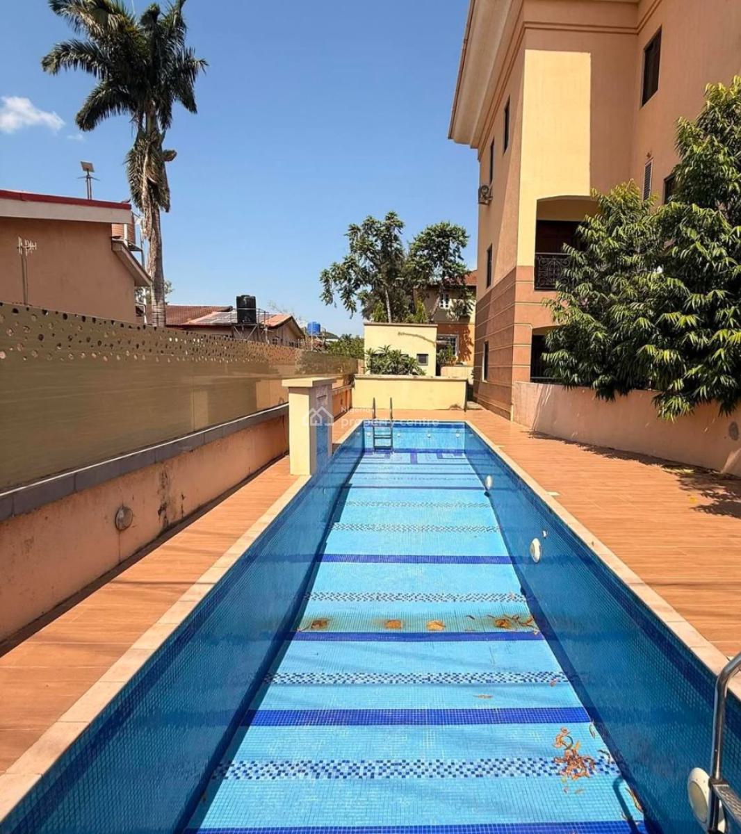 Standard 3 Bedroom Apartment with Bq, Maitama District, Abuja, Flat / Apartment for Sale