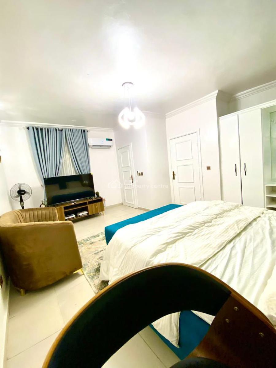 Fully Furnished Mini Flat, Admiralty Way, Lekki Phase 1, Lekki, Lagos, Mini Flat (room and Parlour) for Rent