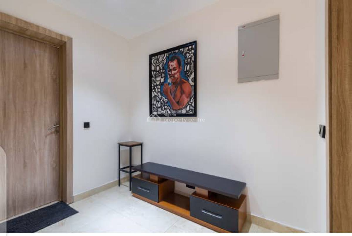 Luxury 3 Bedroom Penthouse, Off Freedom Way, Lekki Phase 1, Lekki, Lagos, House Short Let