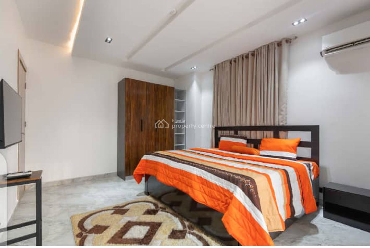 Luxury 3 Bedroom Penthouse, Off Freedom Way, Lekki Phase 1, Lekki, Lagos, House Short Let
