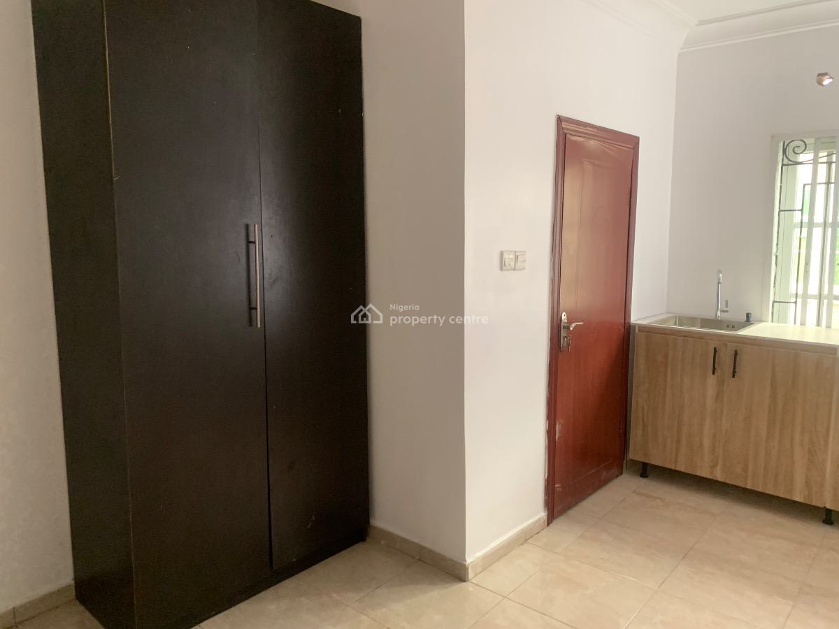 Self Contain (studio Apartment), Paradise 3 Chevron Drive, Lekki, Lagos, Self Contain (single Rooms) for Rent